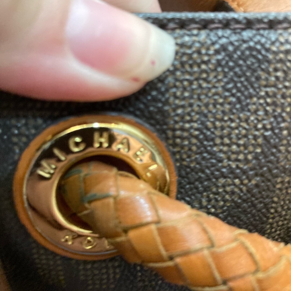 Michael Kors SIGNATURE bucket LOGO TOTE  with drawstring tassels MK SHOULDERBAG​ - Picture 5 of 15